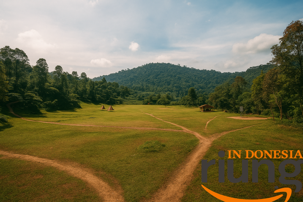 Suasana outing santai dengan latar pegunungan Cigwa.