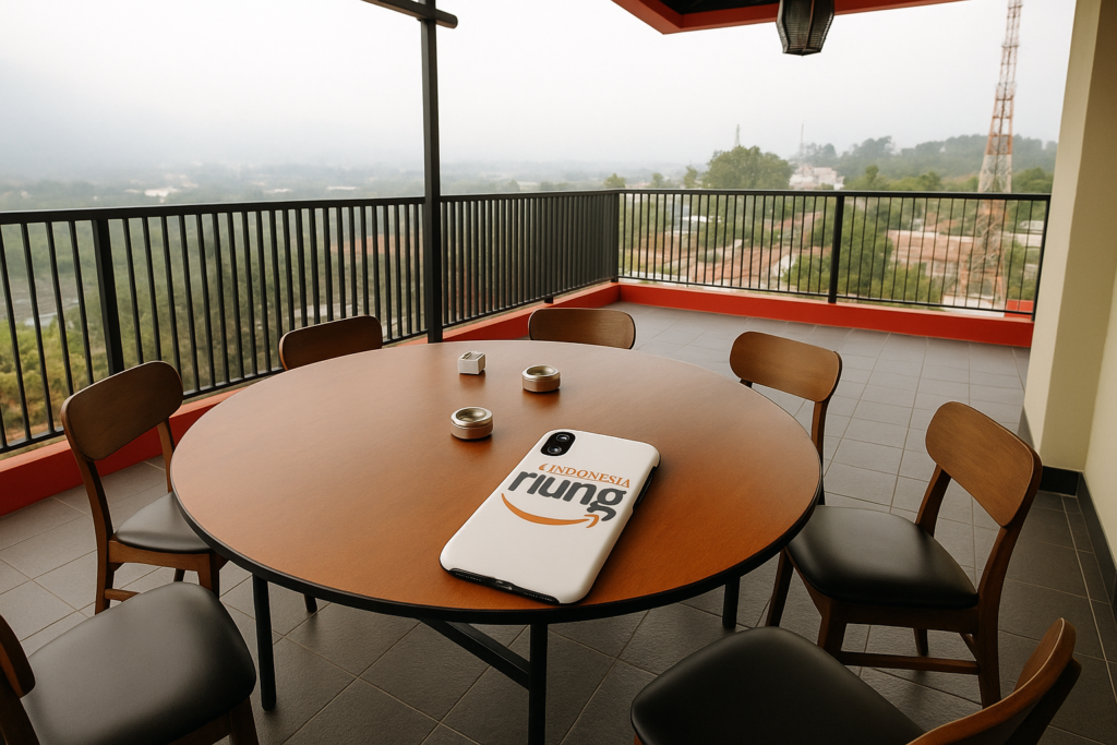 view pemandangan puncak di Grand Diara Hotel