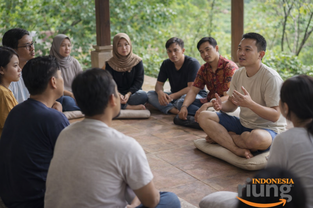 Kegiatan gathering santai di Villa Bukit Pancawati bernuansa alam