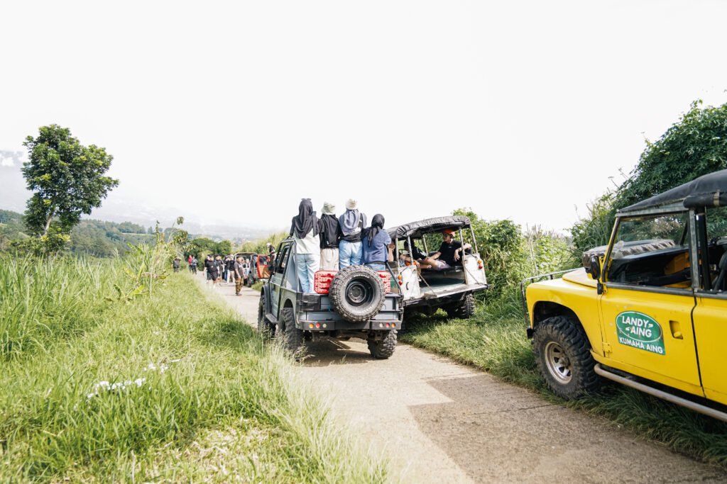 Offroad Telaga Saat Puncak: Jalur ringan dengan Panorama Danau dan Kebun Teh