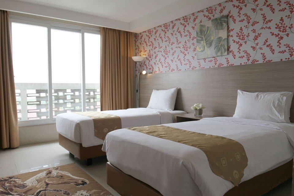 Akomodasi kamar Hotel Green Forest Bogor