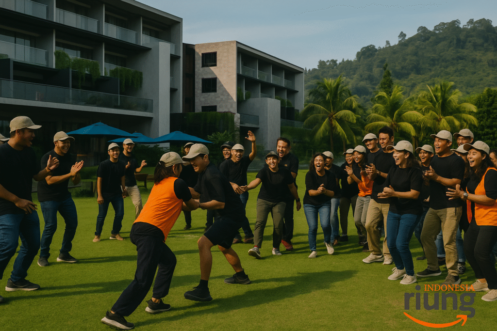 Kegiatan outbound di area hijau Royal Tulip Gunung Geulis Resort Bogor