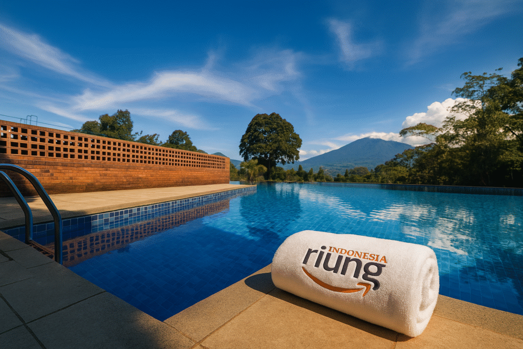 Kolam renang outdoor di Arasy Resort Pancawati Bogor