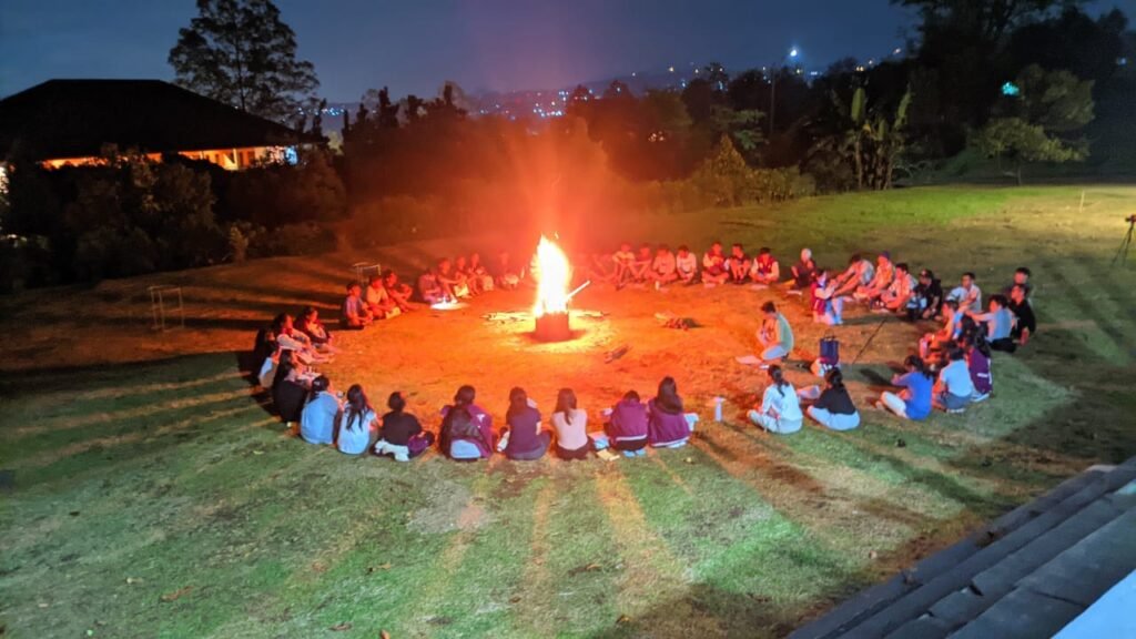  Outbound games di Camp Hulu Cai Bogor untuk perusahaan dan keluarga