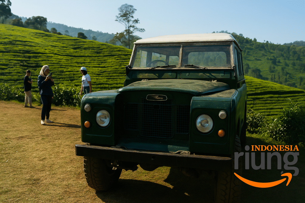 Jeep konvoi di Puncak Citeko