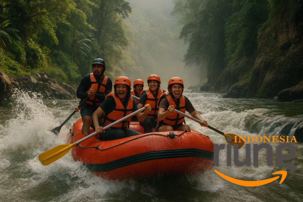 Perahu rafting melintasi jeram grade III di Citatih