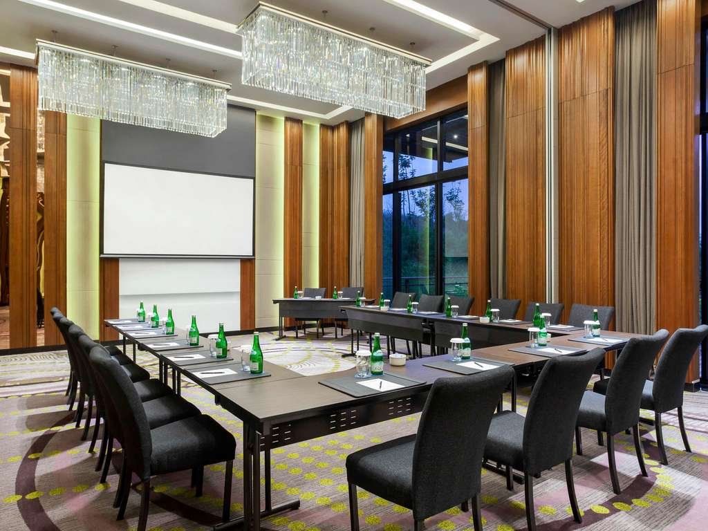 Meeting Pullman Ciawi Vimala Hills