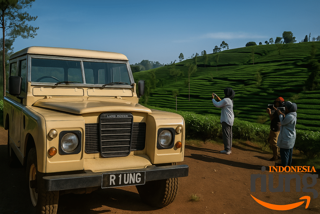 Aksi jeep melalui lumpur Citeko