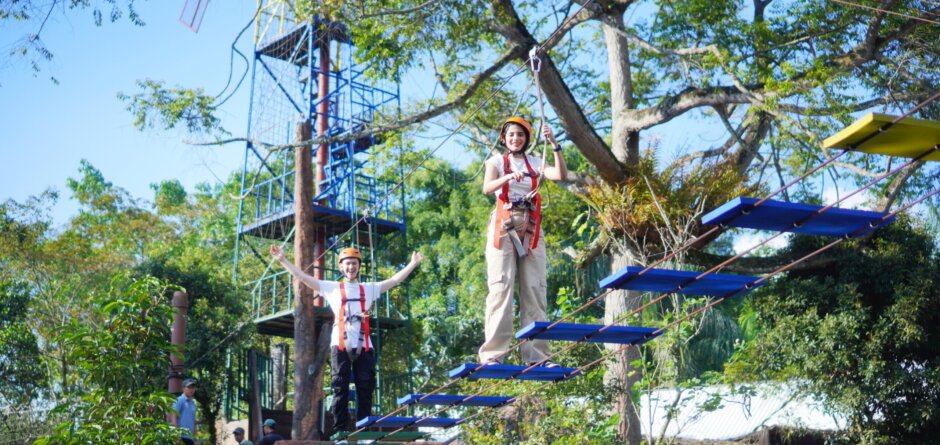 "Outbound dan team building di Royal Safari Garden Puncak Bogor"