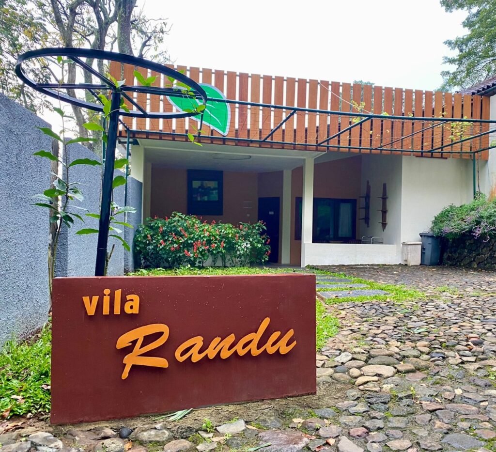  Villa dan cabin di Camp Hulu Cai Bogor untuk acara gathering dan outing 